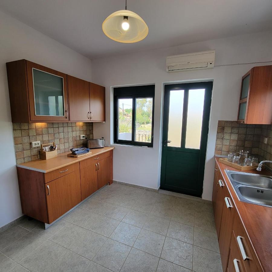 Villa Paradisos - Chania, Crete *